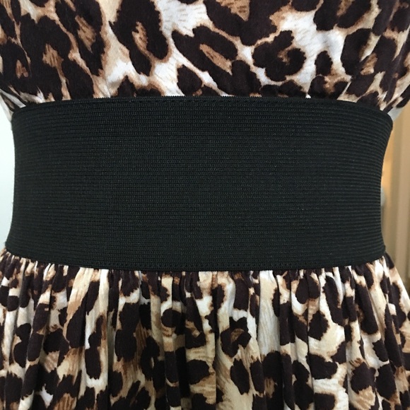 Necessary Objects Sleeveless Leopard Dress Medium - Picture 5 of 9